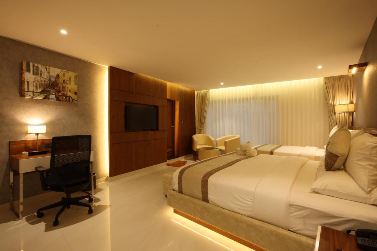Royal Plaza Suites By Rak Rooms, Mangaluru Mangalore Exterior foto