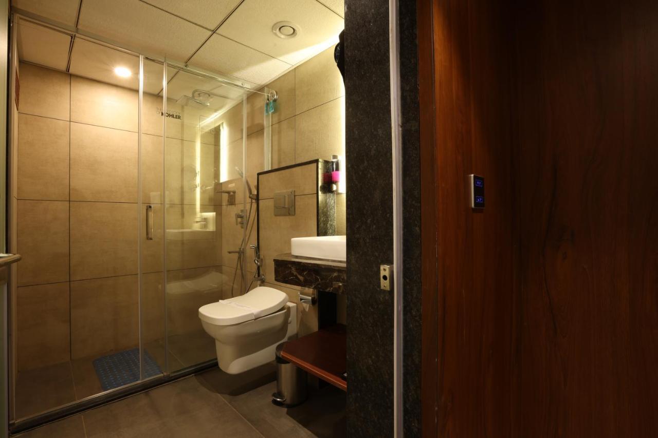 Royal Plaza Suites By Rak Rooms, Mangaluru Mangalore Exterior foto