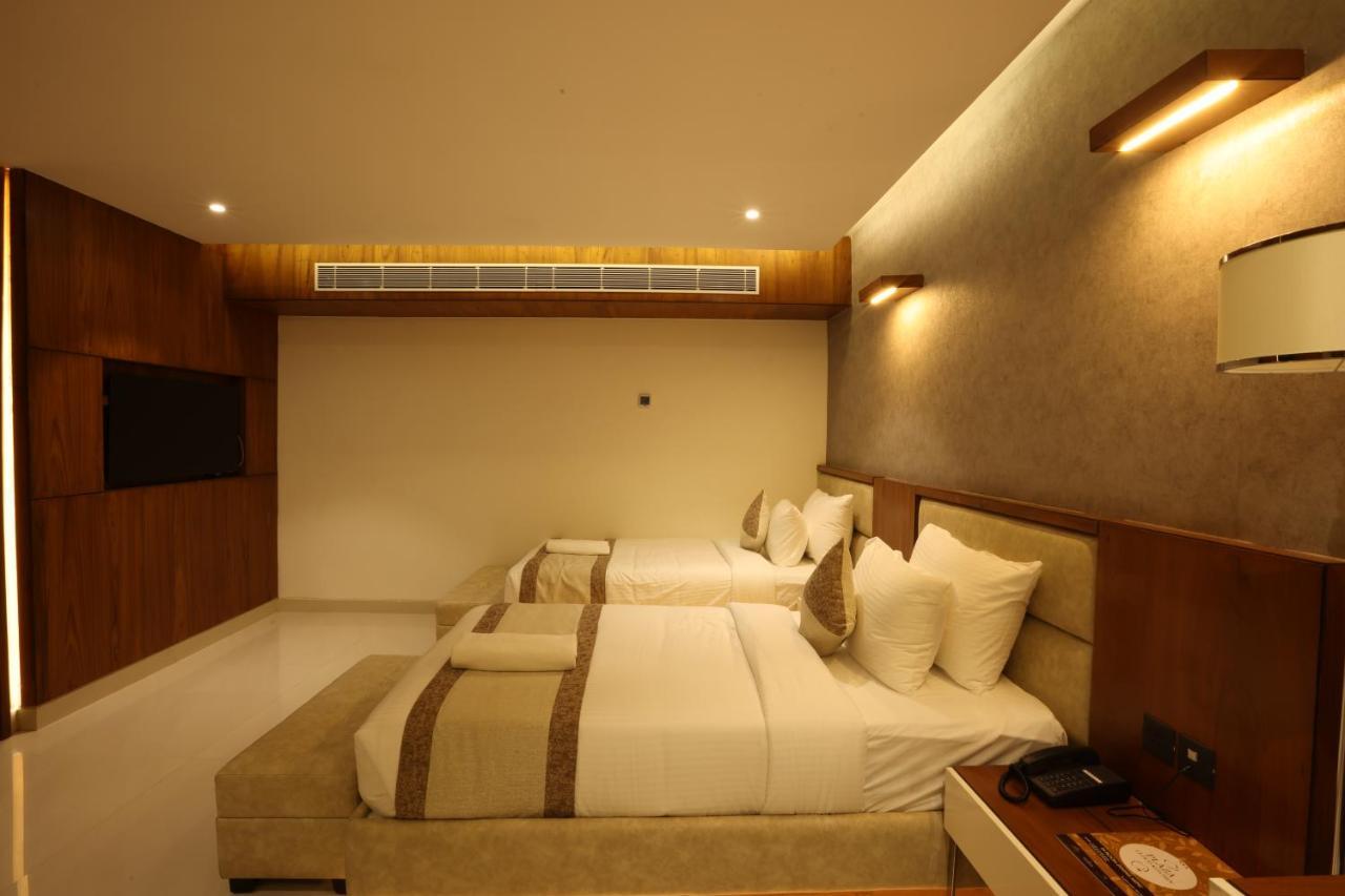 Royal Plaza Suites By Rak Rooms, Mangaluru Mangalore Exterior foto