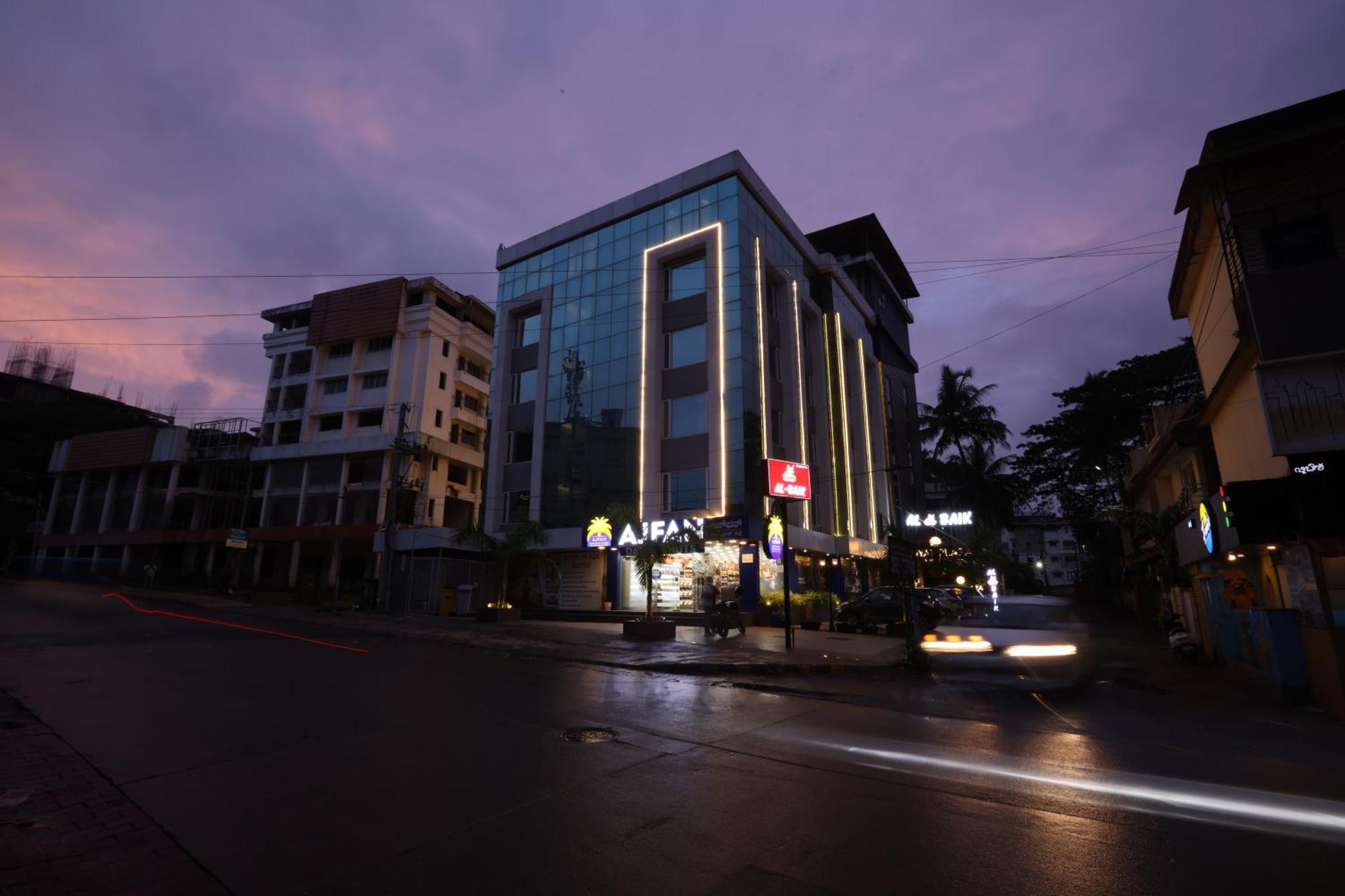 Royal Plaza Suites By Rak Rooms, Mangaluru Mangalore Exterior foto