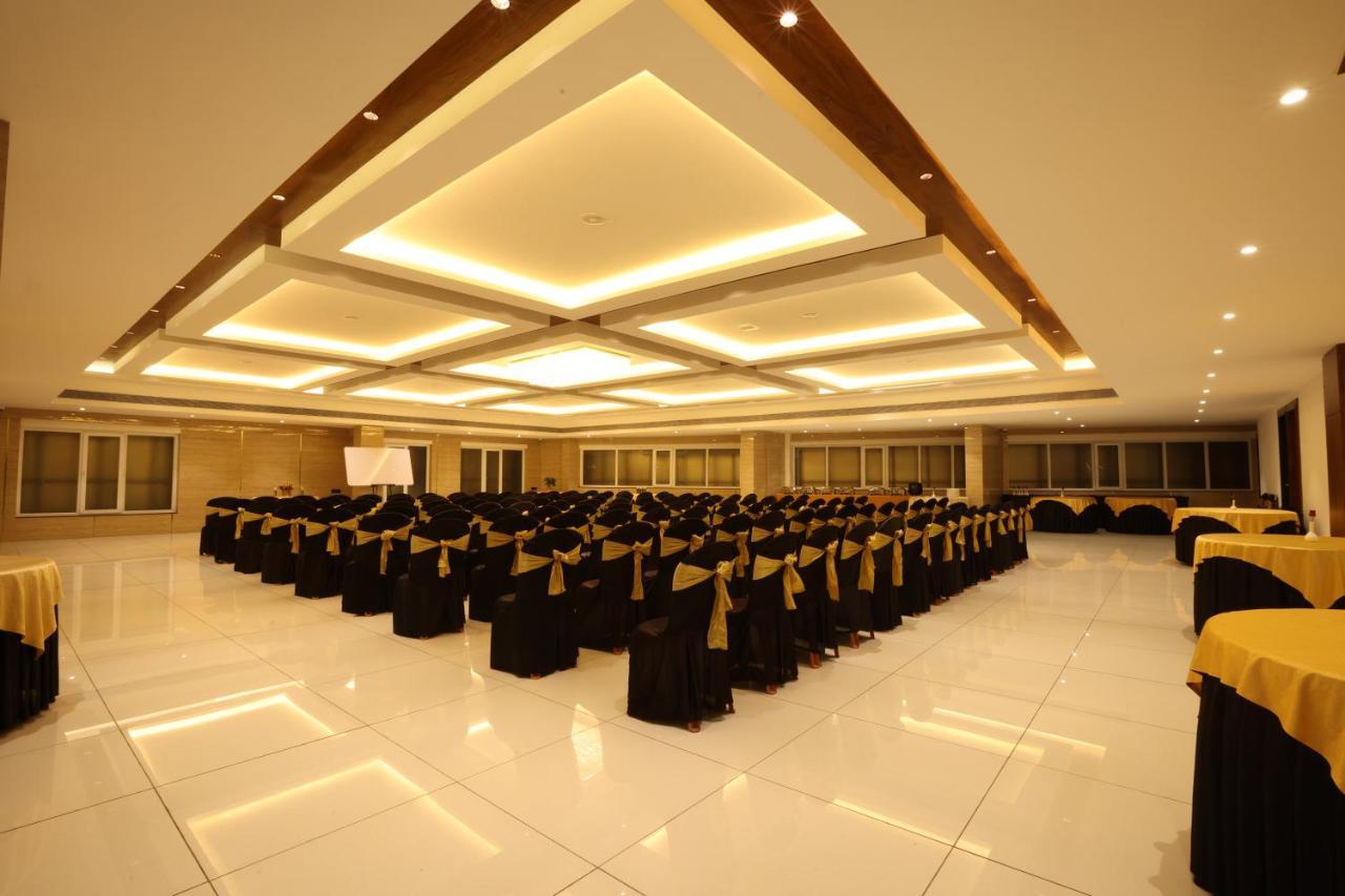 Royal Plaza Suites By Rak Rooms, Mangaluru Mangalore Exterior foto